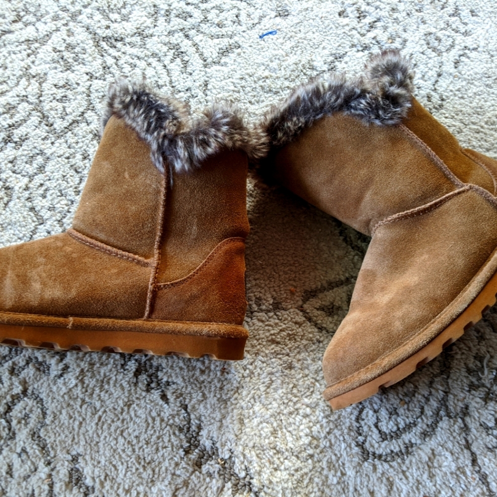 Barepaw brown fur boots